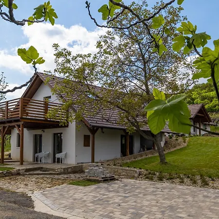 Martinus Bella Vista Tagyon